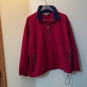 Women’s dark pink EMS size large, pull over fleece